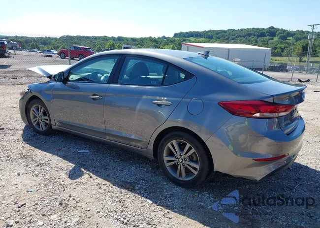 5NPD84LF6JH310496: 42679536