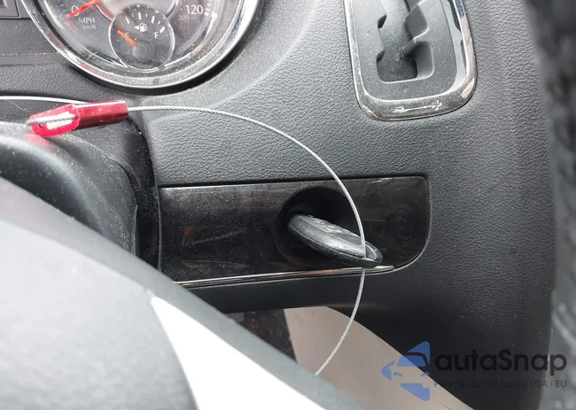 2C4RC1CG0FR620942: 42679687