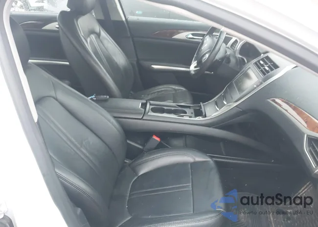 3LN6L2JK9GR609137: 42679691