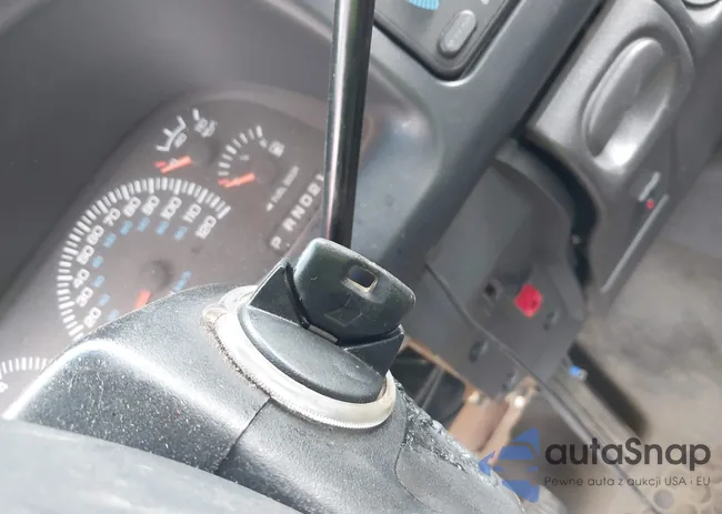 1B7KF23Z1WJ136010: 42679784