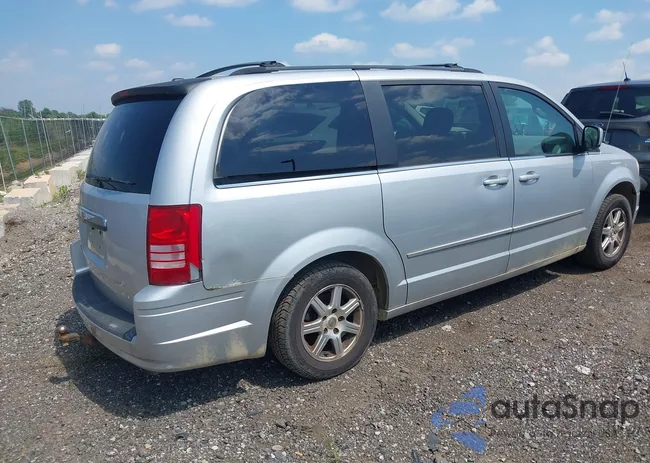 2A8HR54P18R823205: 42679788