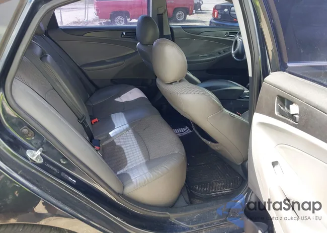 5NPEC4AB2CH483812: 42679798