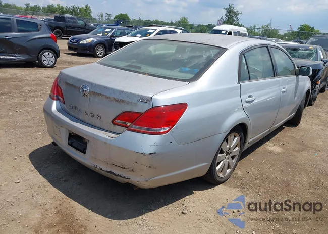 4T1BK36B87U185586: 42680355