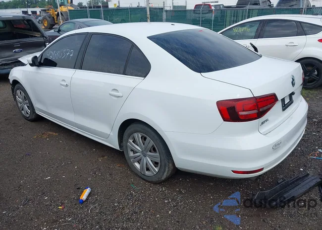 3VW2B7AJ1HM258181: 42680377