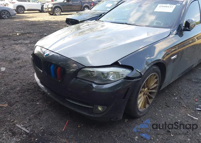 WBAFU7C53CDU64215: 42680433