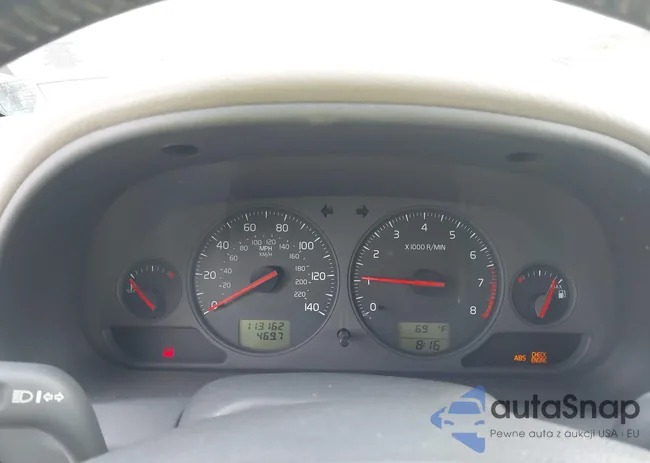 YV1VW27543F006154: 42680517