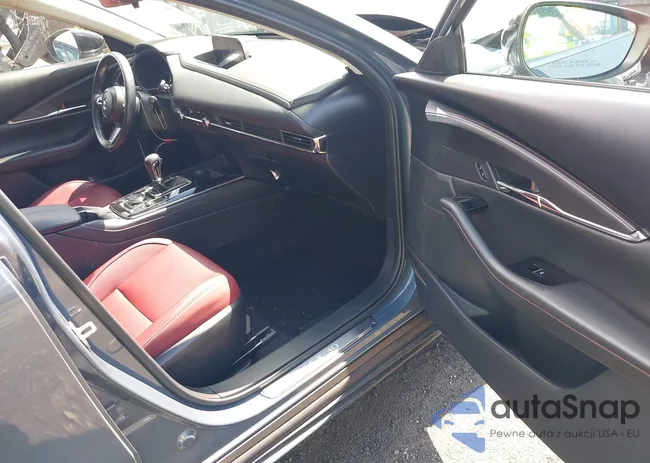 3MVDMBCL9NM429826: 42680808