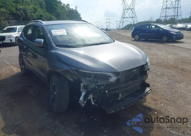 JN1BJ1CW4MW453331: 42680848