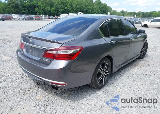 1HGCR2F18HA208150: 42680860