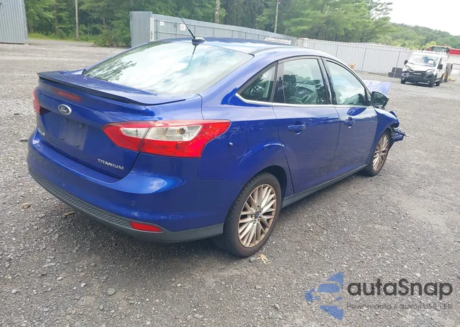 1FADP3J26DL116585: 42679905