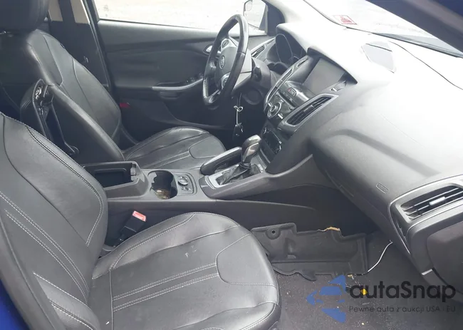 1FADP3J26DL116585: 42679905