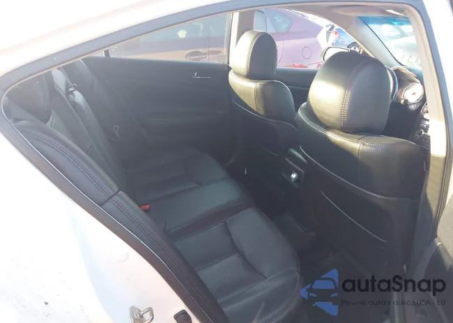 1N4AA5AP0DC828618: 42679983