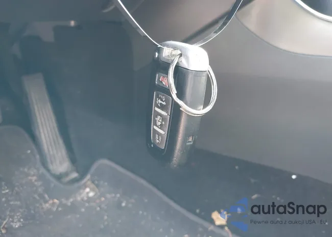 KNAGM4AD9C5017833: 42679996