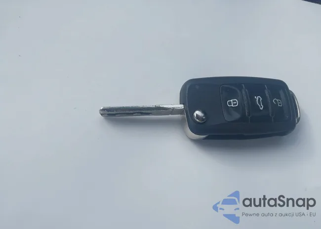 WVWED7AJ8CW107941: 42680040