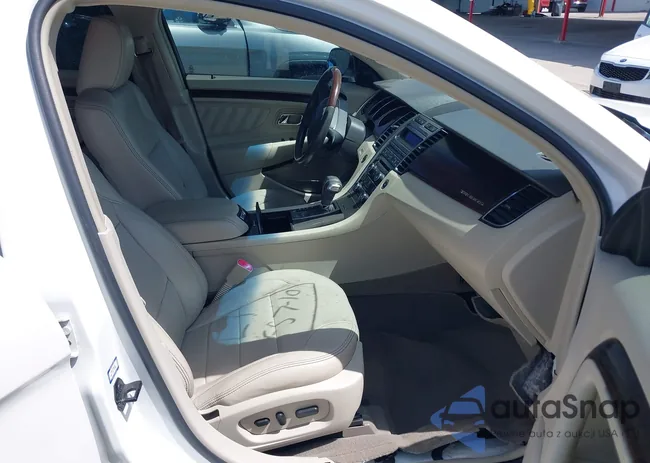 1FAHP2FW1AG137534: 42680088