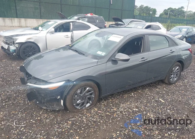 KMHLM4DG4RU689798: 42680160