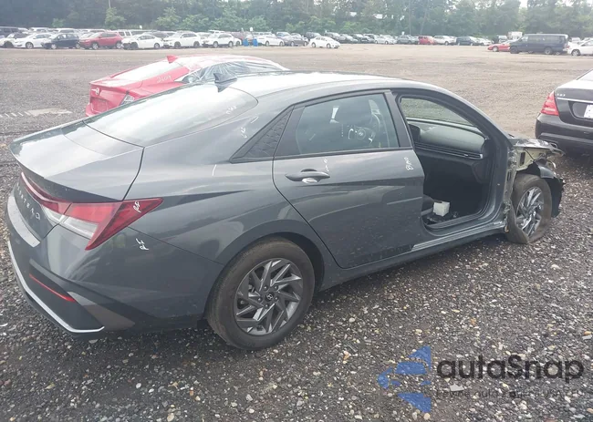 KMHLM4DG4RU689798: 42680160