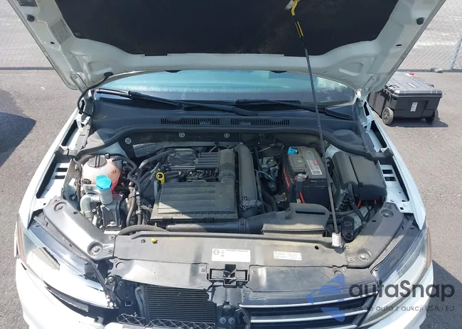 3VWDB7AJ0HM245415: 42681368