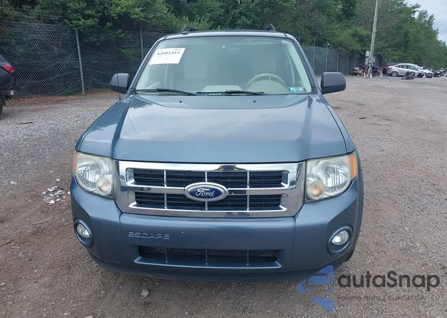 1FMLU9DG6BKB43521: 42681415