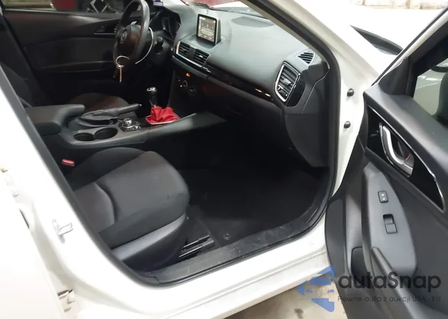 3MZBM1K73FM182986: 42681479