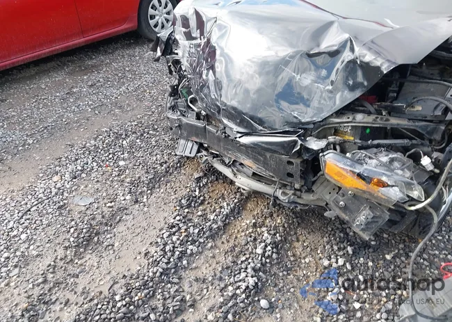 2T1BURHE8HC825741: 42681579