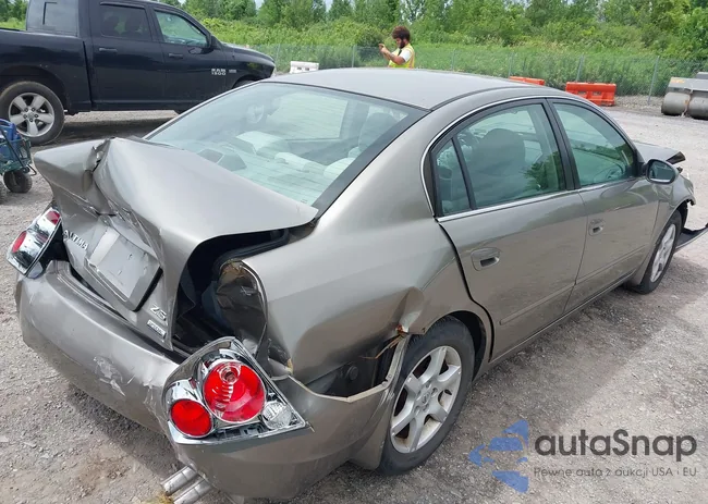 1N4AL11D66N380661: 42681822