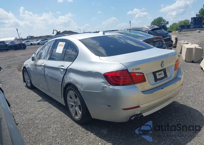 WBAXH5C57DDW14938: 42681124