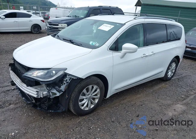 2C4RC1BG9JR357411: 42681138