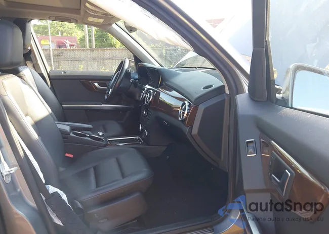 WDCGG8JB1FG360137: 42681230