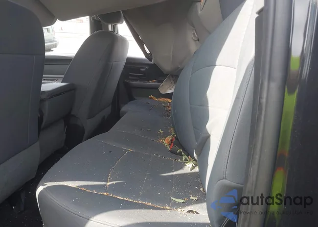 1C6RR7FG9HS667389: 42682276