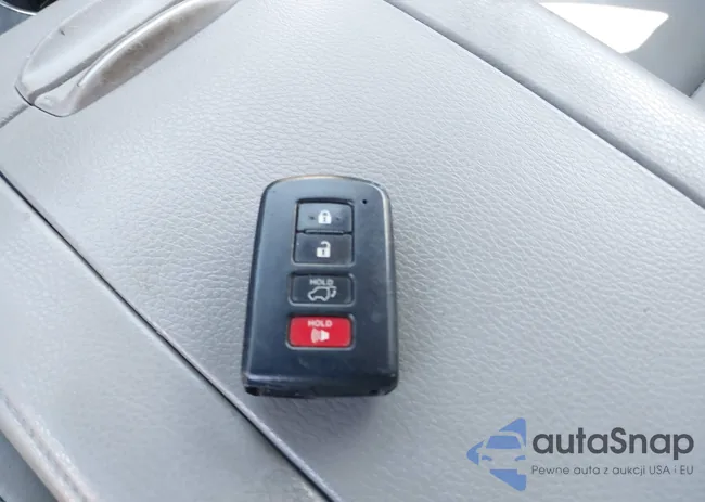 5TDJKRFH5FS174202: 42682312