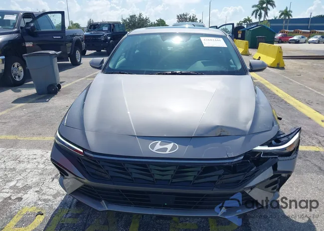 KMHLS4DG2SU905790: 42682441