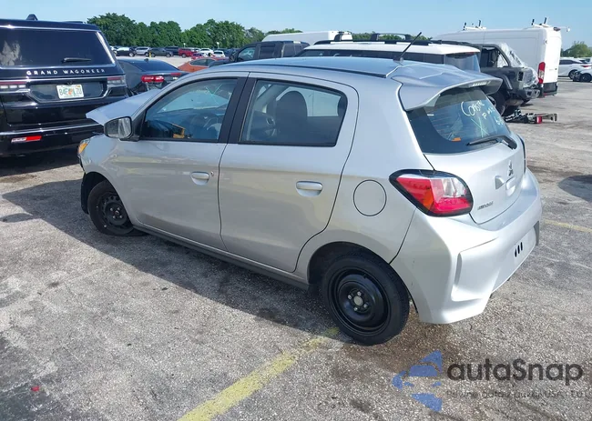 ML32AUHJ9RH033557: 42682453