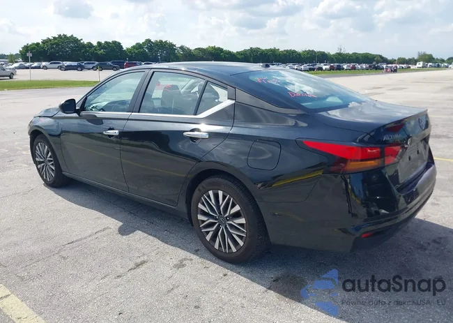 1N4BL4DV1SN361164: 42682547