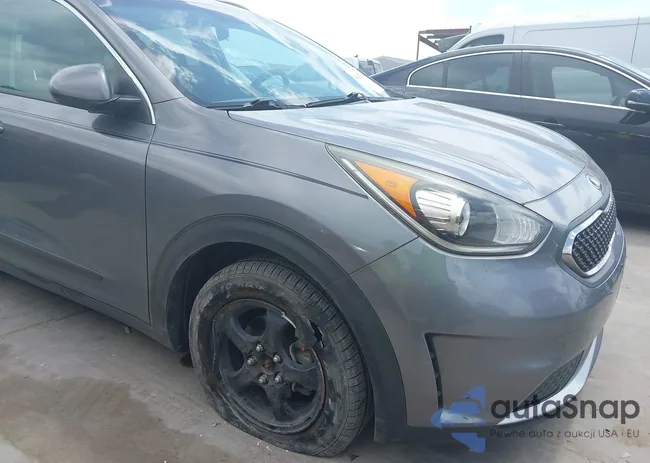 KNDCB3LC9H5055849: 42682796