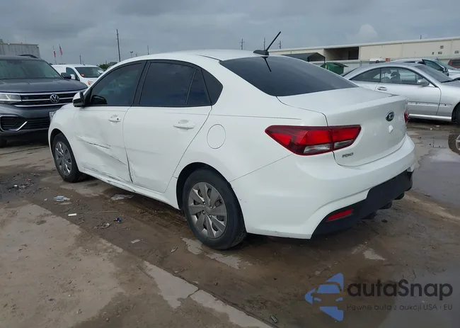 3KPA24AD2LE320889: 42682130