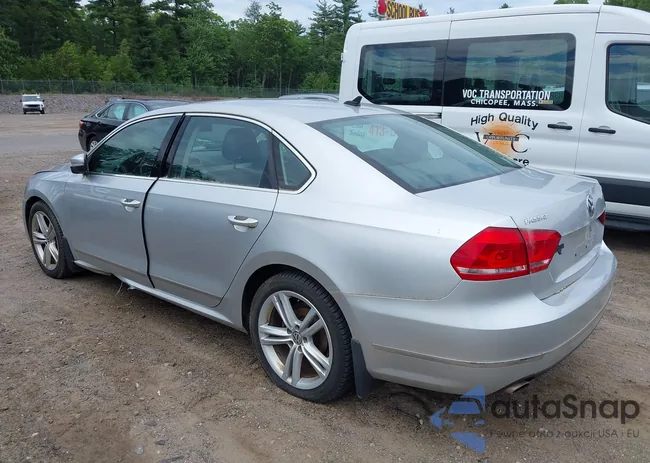 1VWBT7A33FC058884: 42682260