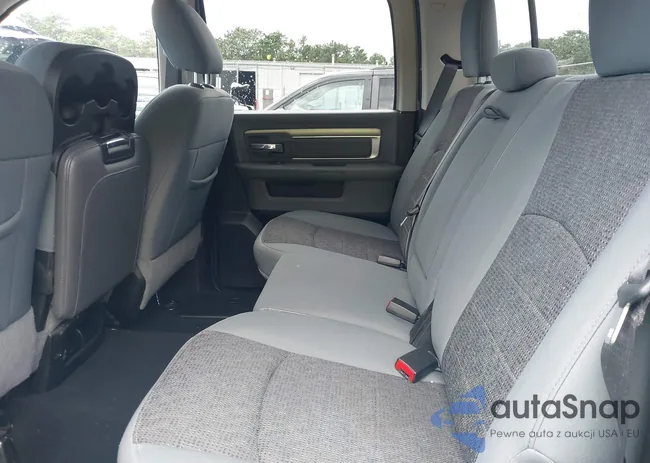 1C6RR7TT4KS689843: 42683286