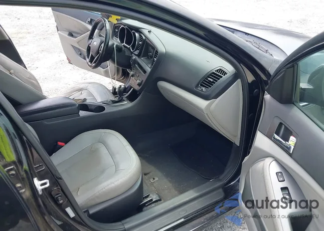 KNAGN4A72B5049058: 42683308