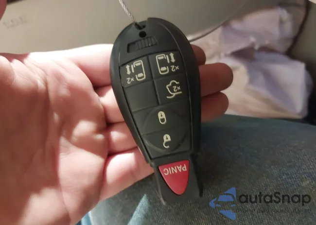 2C4RC1BG0ER268879: 42683328