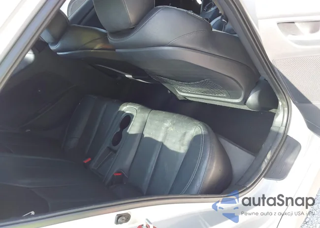 KMHTC6AE0DU095350: 42683056