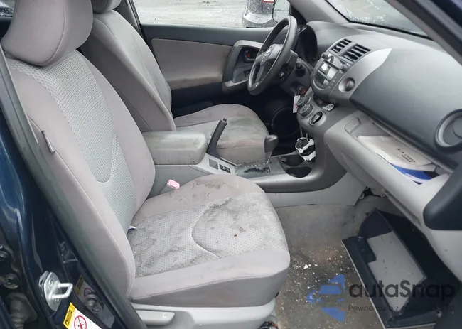 JTMBD33V376027531: 42684308