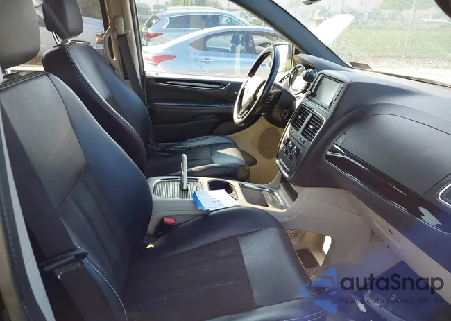 2C4RDGCG8KR659739: 42684635