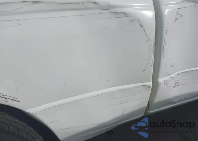 1FTYR44U85PA54710: 42684679