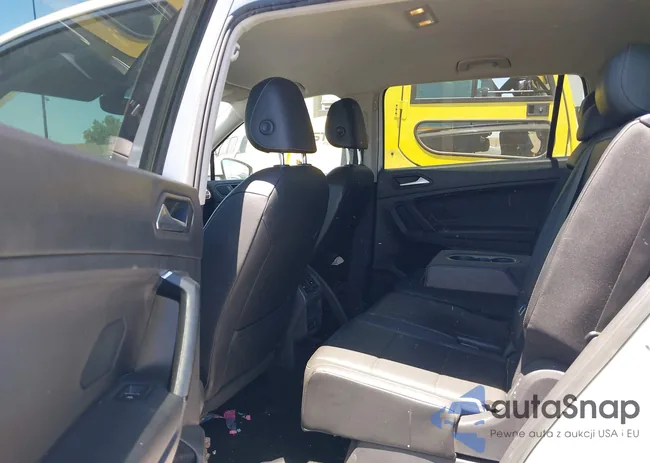 3VV2B7AX5KM045850: 42684719