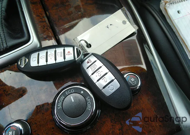 5N1CL0MM5EC546022: 42684812