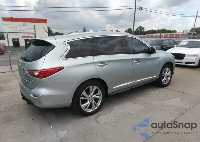 5N1CL0MM5EC546022: 42684812