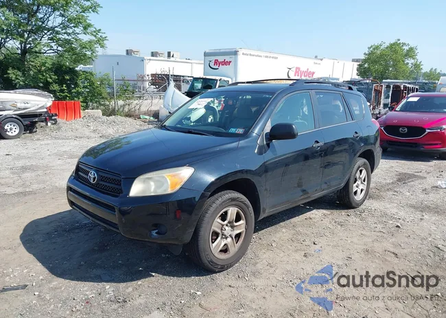 JTMBD33V176050421: 42684041