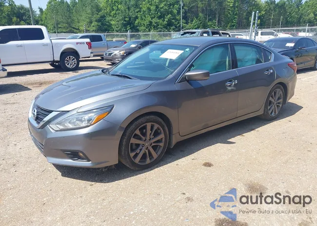 1N4AL3AP1JC213408: 42684084