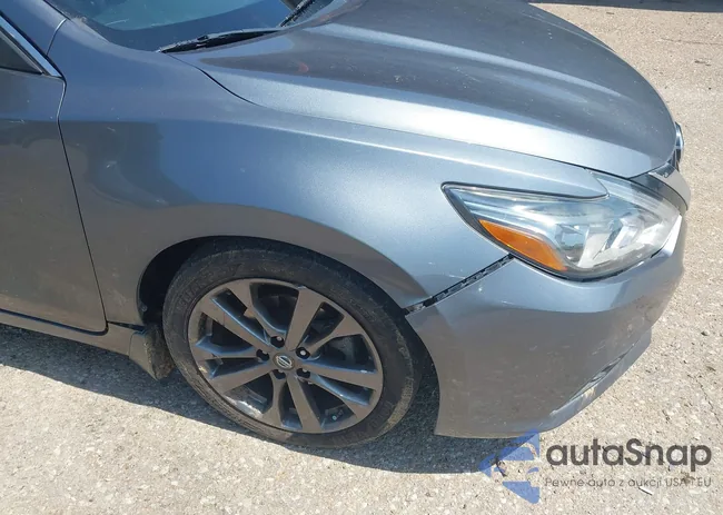 1N4AL3AP1JC213408: 42684084